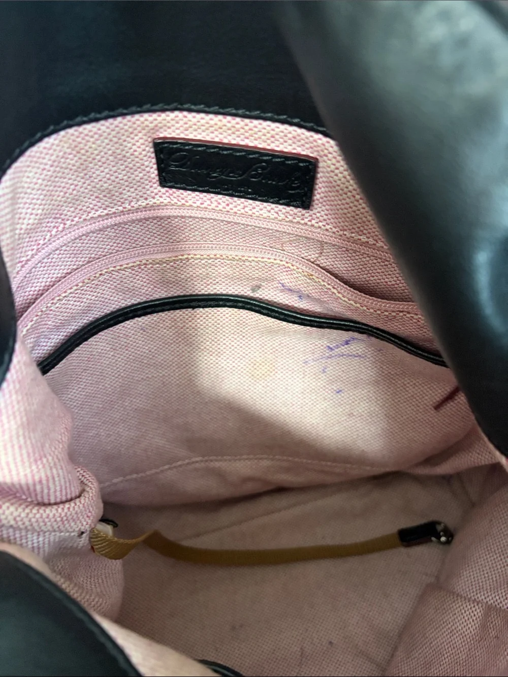 Dooney & Bourke needs screw